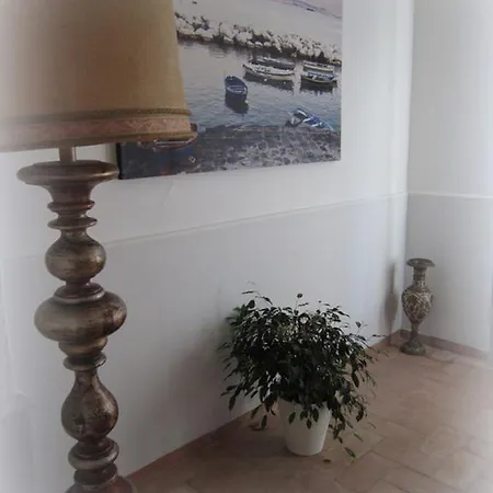 B&B Marechiaro15 *