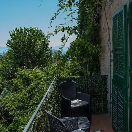Marechiaro15 Couette-café *